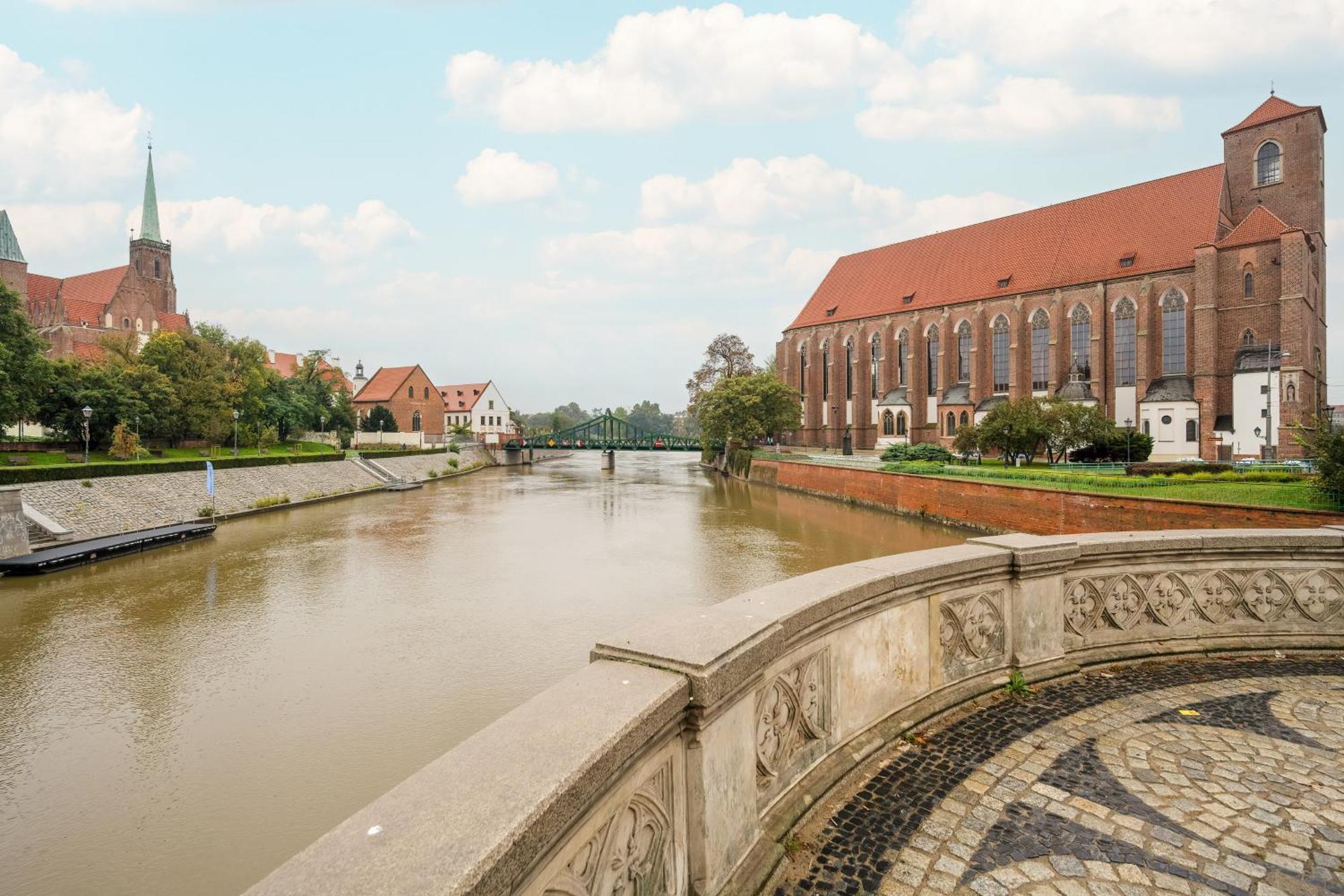 Eleganckie Studia Wyspa Slodowa By Noclegi Renters Wrocław Buitenkant foto